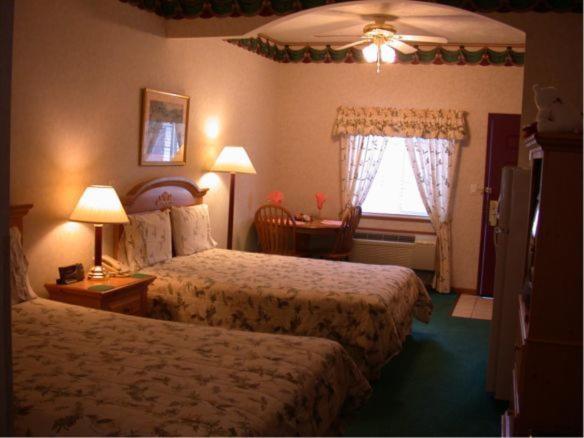 Townhouse Inn & Suites אומהה חדר תמונה