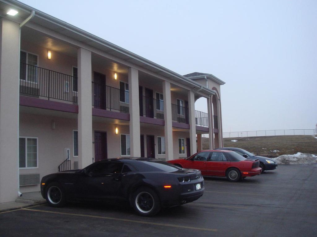 Townhouse Inn & Suites אומהה מראה חיצוני תמונה